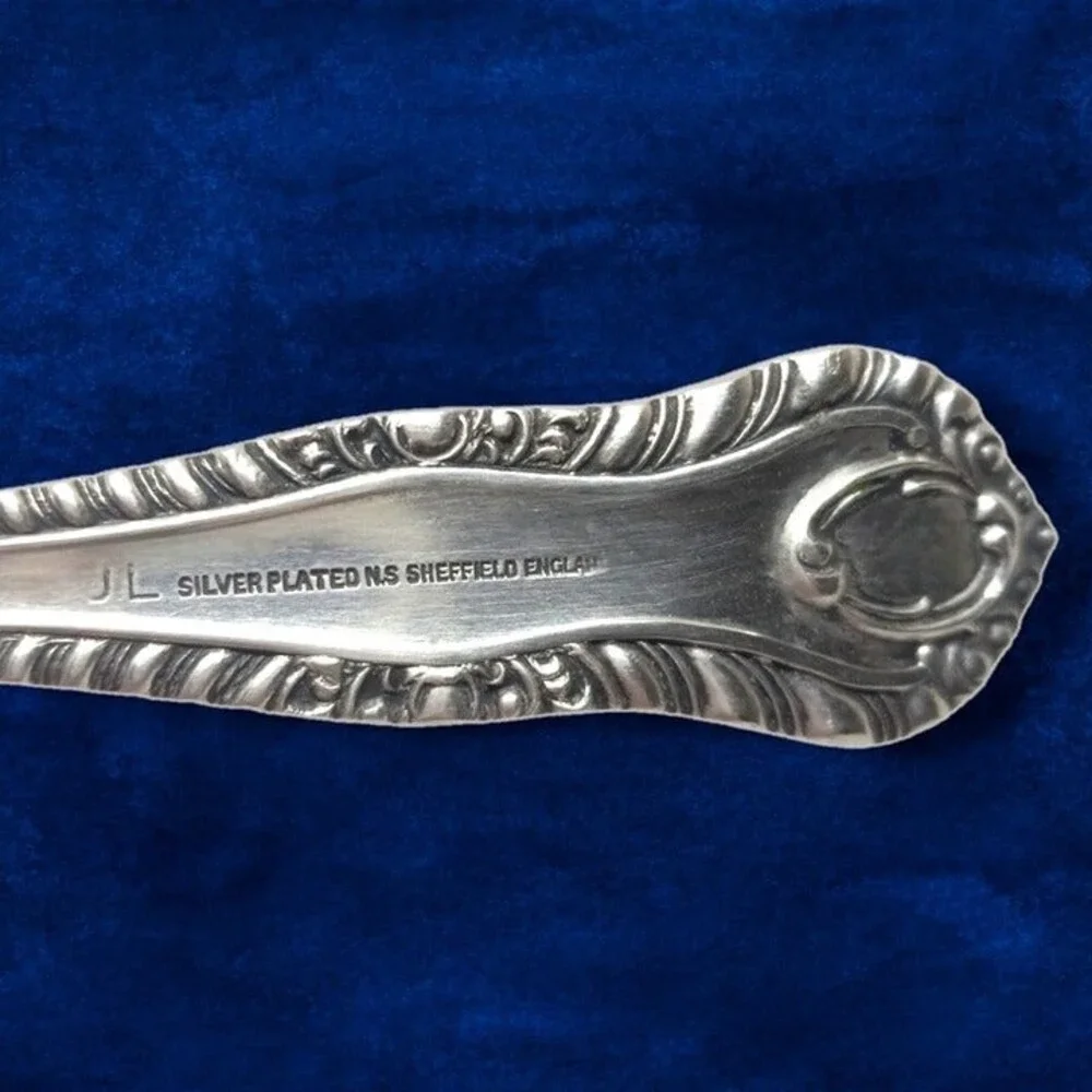J L Sheffield Silverplate SSD11 Solid Serving Fork-Made In England-Fruit-EPNS
